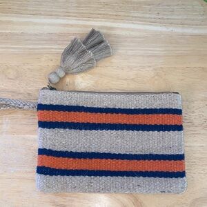 J Jill zippered clutch wristlet